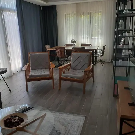 Villa Green House Villa